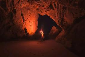 Ученые нашли следы древнего человека в пещерах Монголии