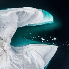 Таяние льда в Гренландии будет ускоряться в течение всего столетия