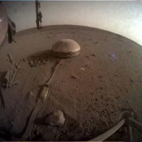 Прощальное фото марсохода InSight