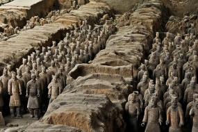 В Китае обнаружили еще 220 терракотовых воинов