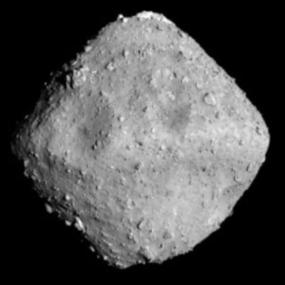 Ученые открыли новые факты о происхождении органических веществ в астероиде Рюгу