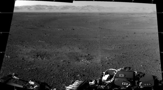 Дно кратера Гейла, вид с марсохода НАСА Curiosity.