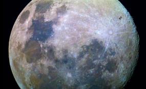 Новая теория происхождения Луны: захват вместо столкновения