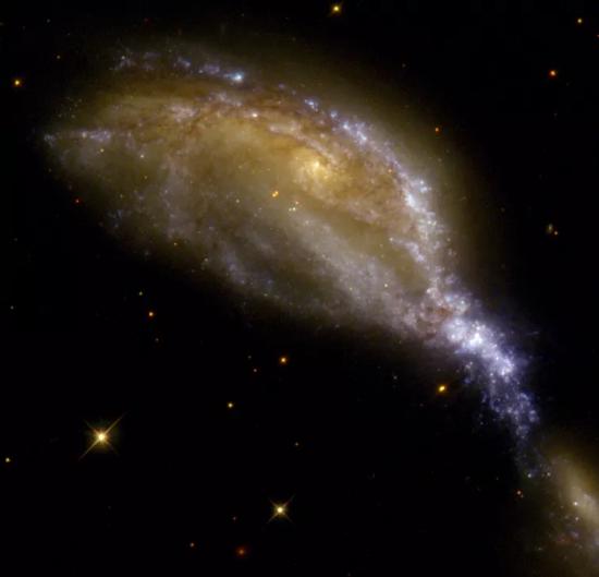 NGC 6745.
