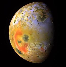 Ученые заметили дюны на спутнике Юпитера Ио