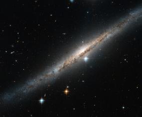Спиральная галактика ESO 121-6