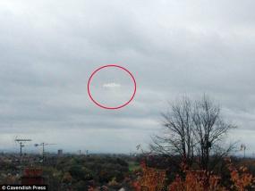 НЛО в Манчестере, Великобритания - 17 ноября 2014