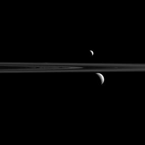 Три луны Сатурна