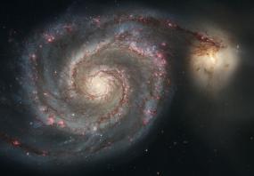 Галактика Водоворот и её компаньон NGC 5195.